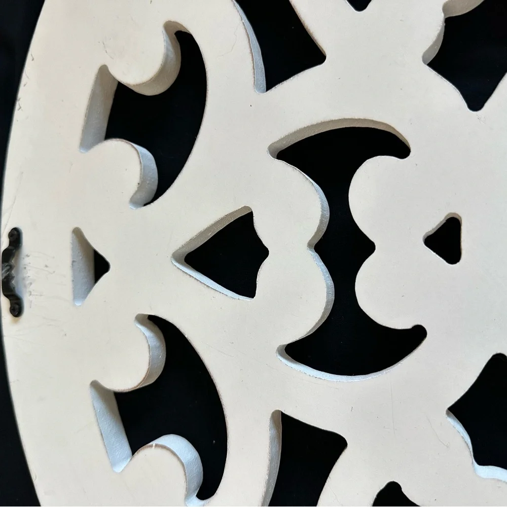 White Ornate Wall Decor 2 feet wide - Picture 7 of 16
